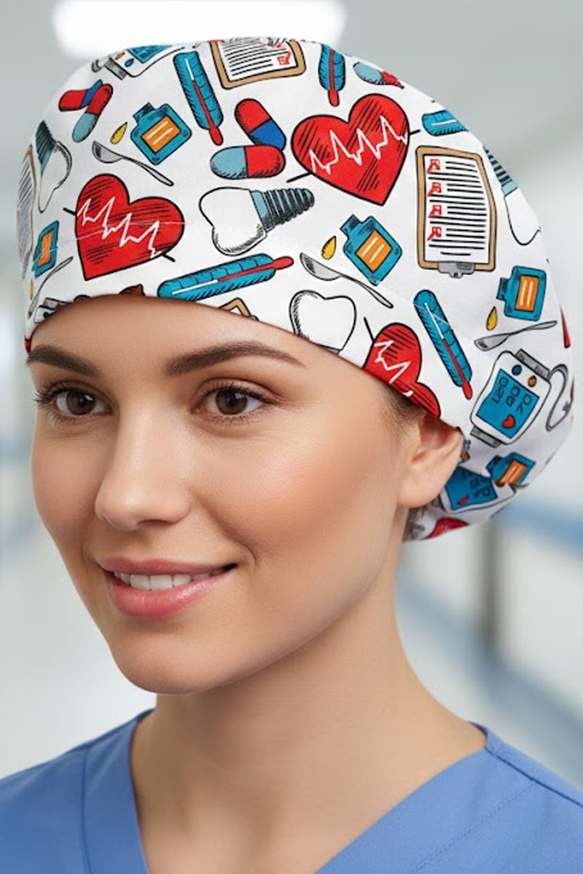 Kalp Atışı Beyaz Desenli Cerrahi Bone Unisex – Likralı Doktor Hemşire Bonesi