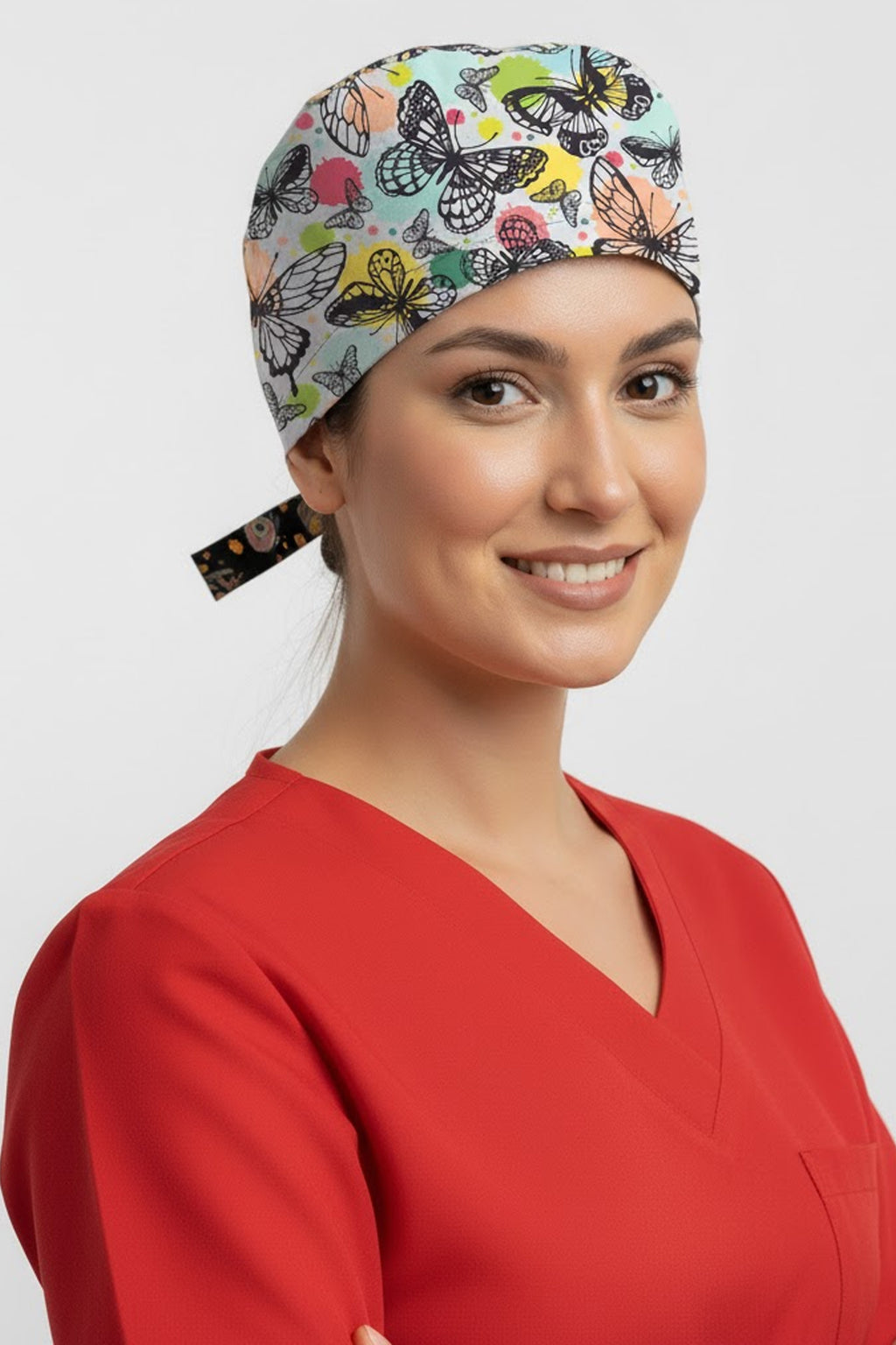 Beyaz Kelebek Desenli Cerrahi Bone Unisex – Likralı Doktor Hemşire Bonesi