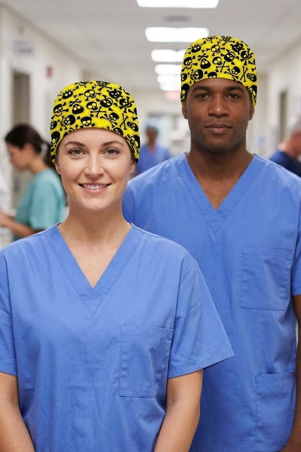 Sarı Kurukafa Desenli Cerrahi Bone Unisex – Likralı Doktor Hemşire Bonesi